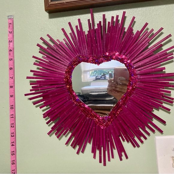 Hand Crafted Wall Decor Heart Mirror Wall Art Decor 7 Diameter